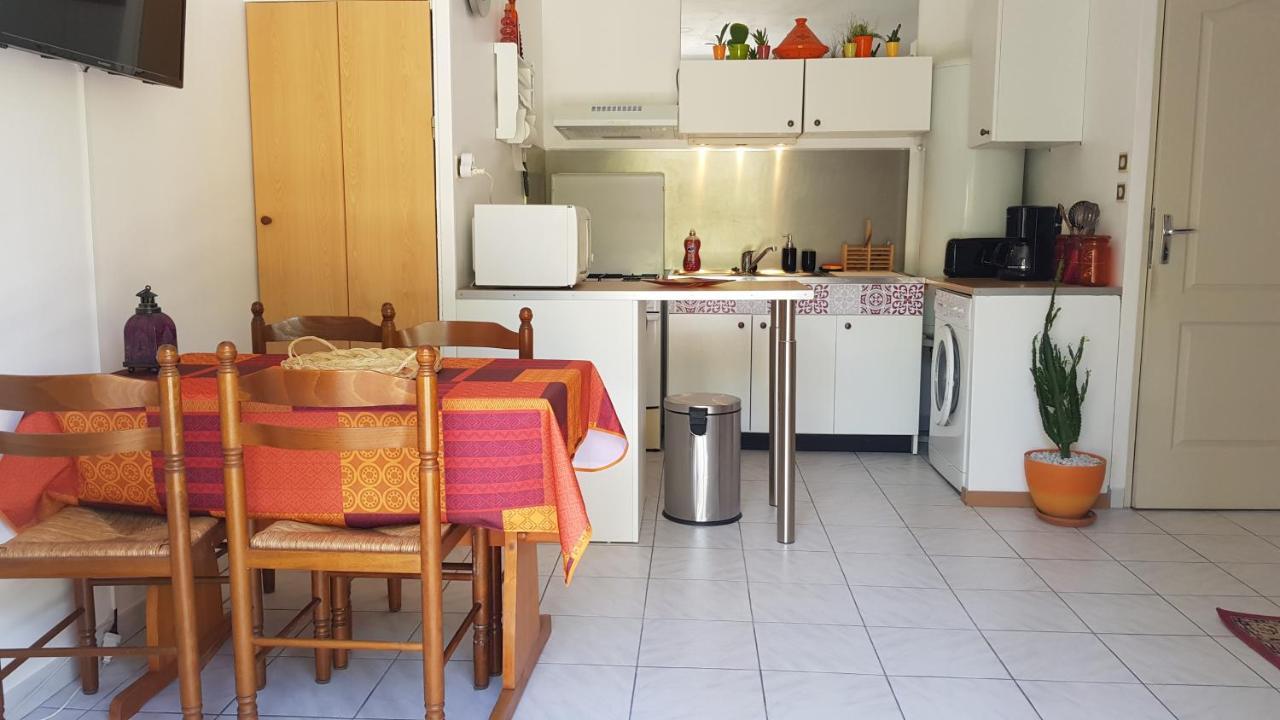 Petite Maison Au Calme Garrigue Et Mer Montpellier Teyran Bagian luar foto